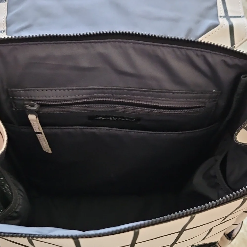 Freshly Picked Classic Mini Backpack Diaper Bag - Picture 3 of 7